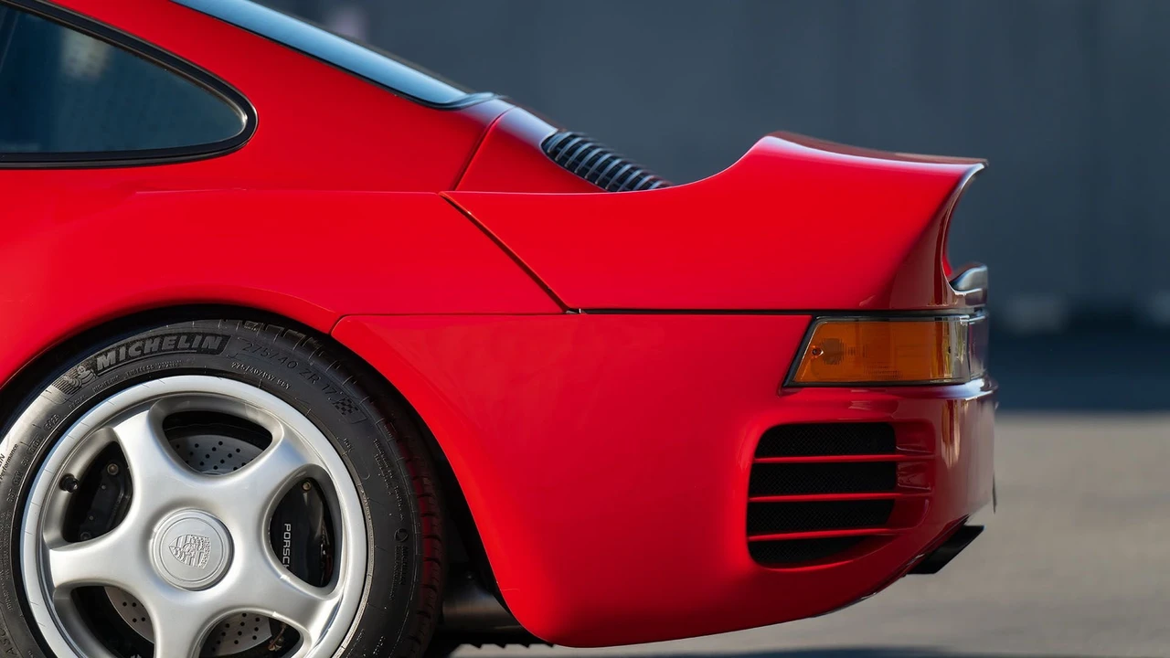 1988 Porsche 959 - Image 29 of 31