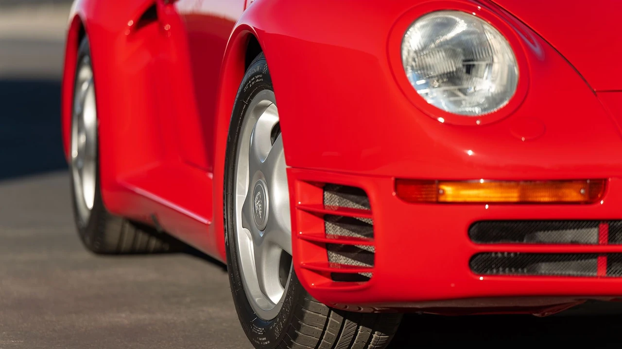1988 Porsche 959 - Image 15 of 31