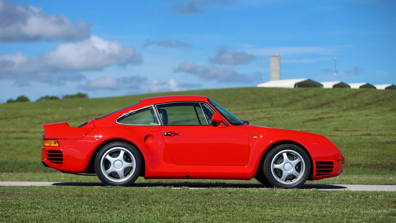 1988 Porsche 959 - Image 11 of 31