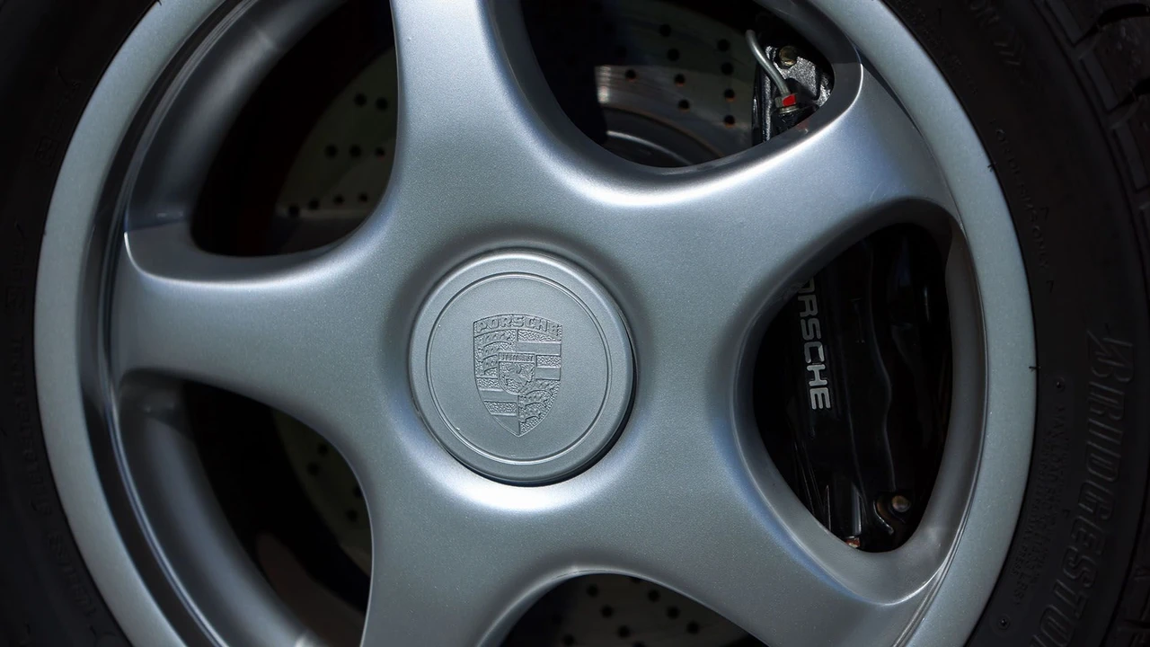 1988 Porsche 959 - Image 28 of 31
