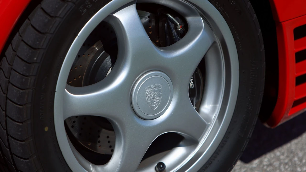 1988 Porsche 959 - Image 27 of 31