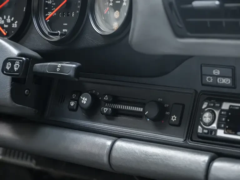 1988 Porsche 959 - Image 23 of 31