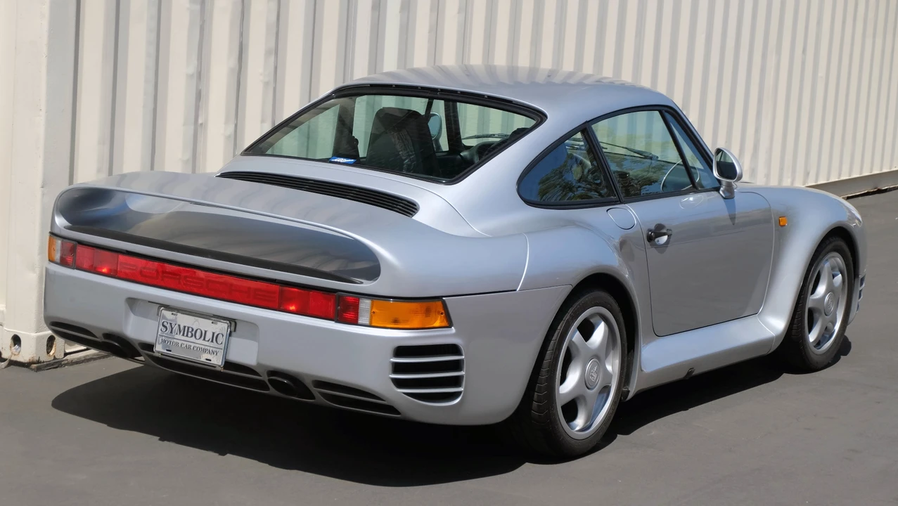 1988 Porsche 959 - Image 24 of 31