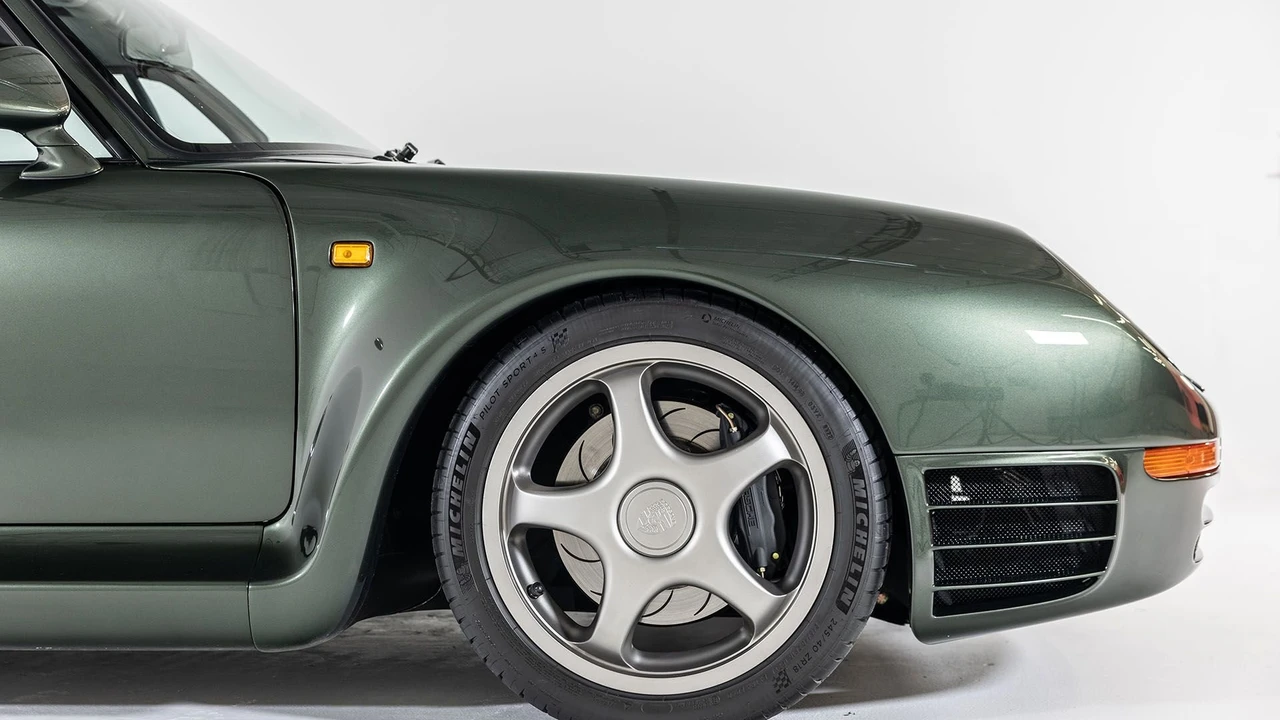 1988 Porsche 959 - Image 19 of 31