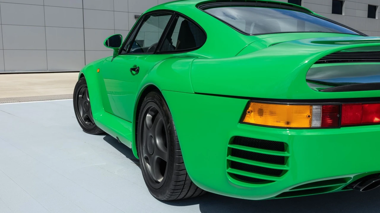 1988 Porsche 959 - Image 26 of 31
