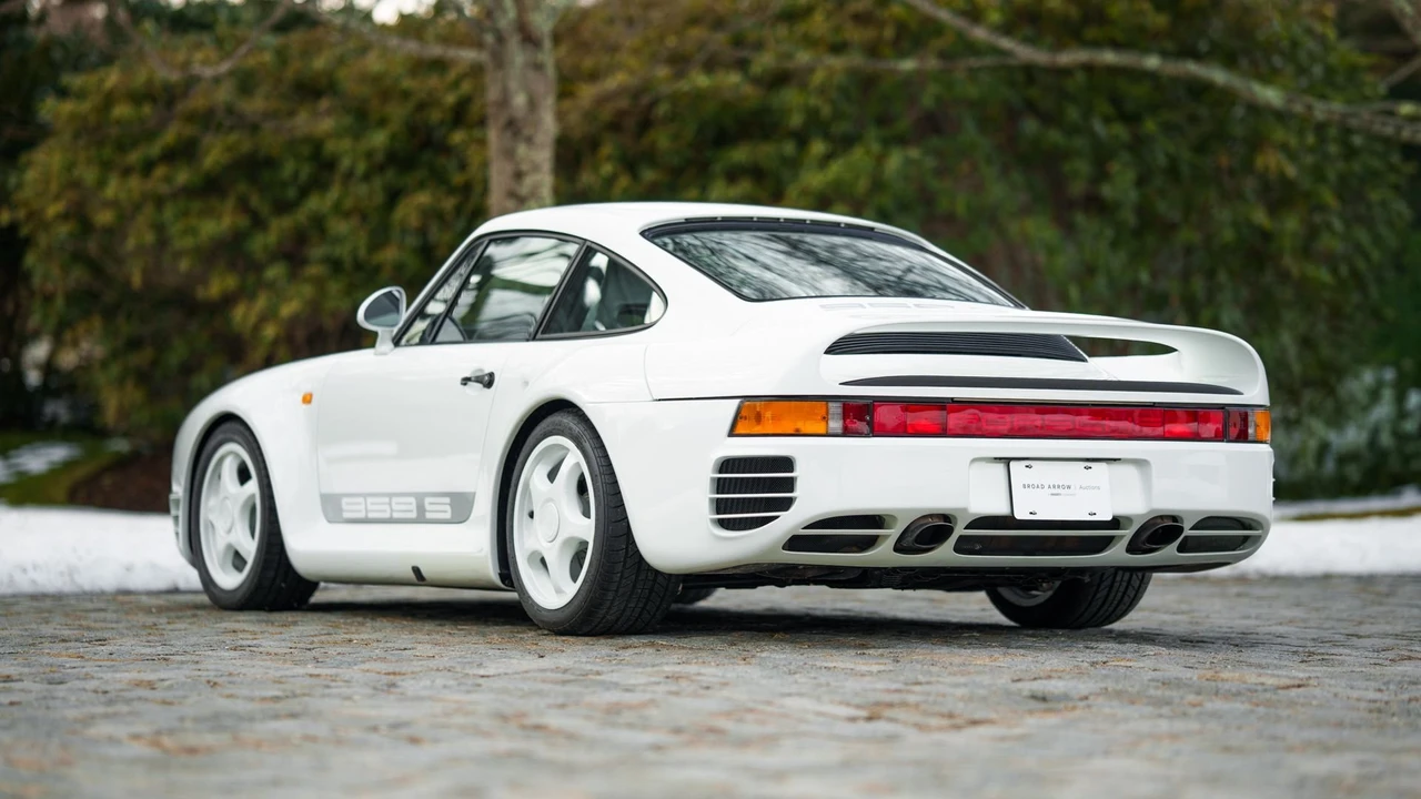 1988 Porsche 959 - Image 2 of 31
