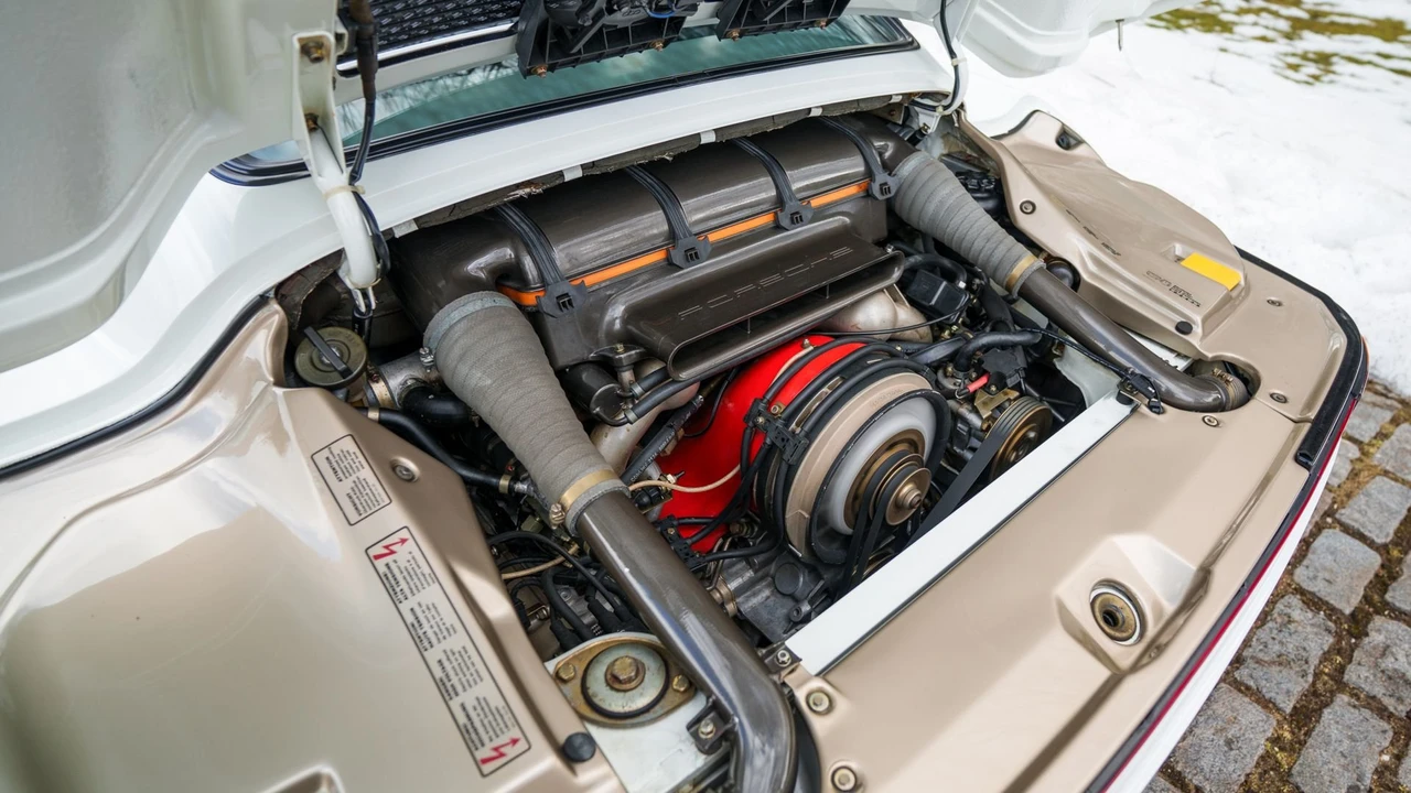 1988 Porsche 959 - Image 11 of 31