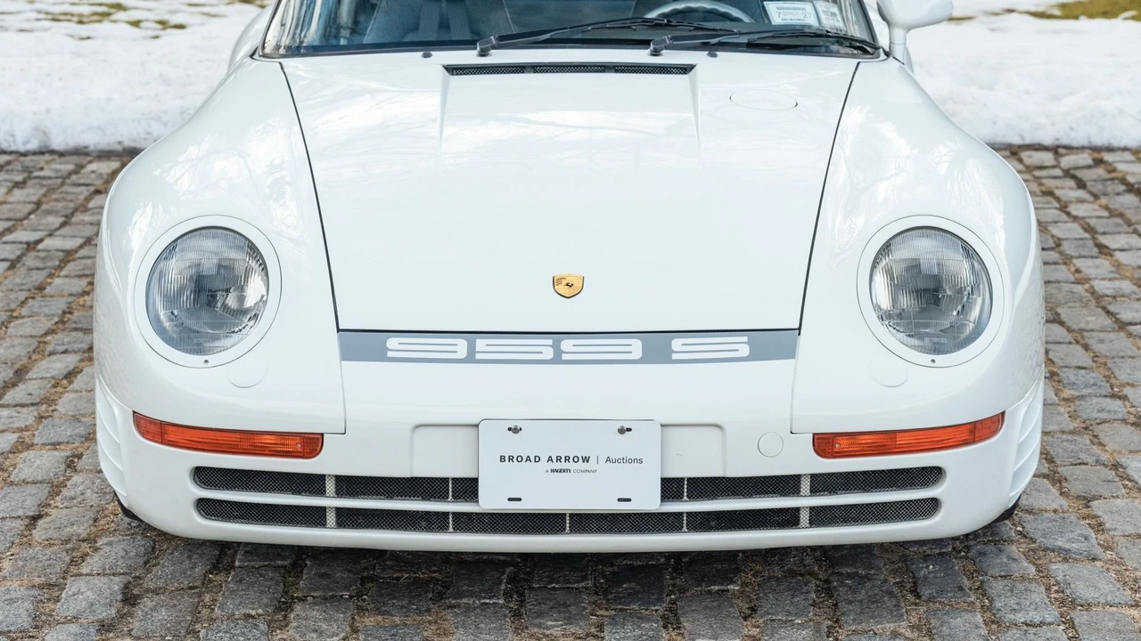 1988 Porsche 959 - Image 25 of 31