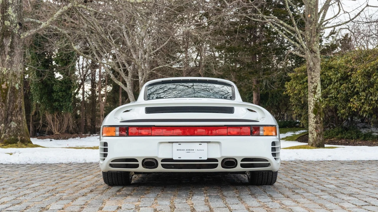 1988 Porsche 959 - Image 19 of 31