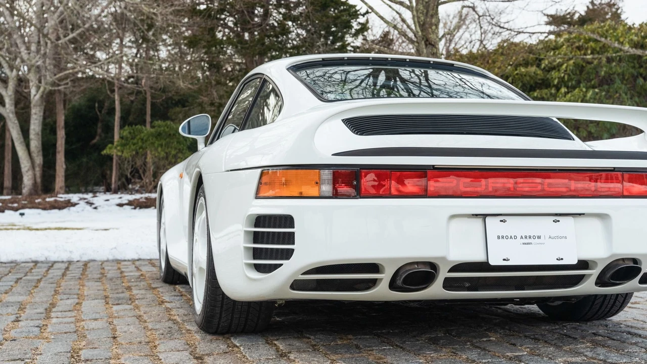 1988 Porsche 959 - Image 21 of 31