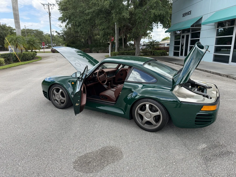 1988 Porsche 959 - Image 28 of 31
