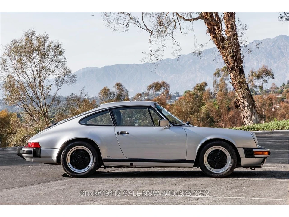 1988 Porsche 911 Carrera 3.2 - Image 5 of 31