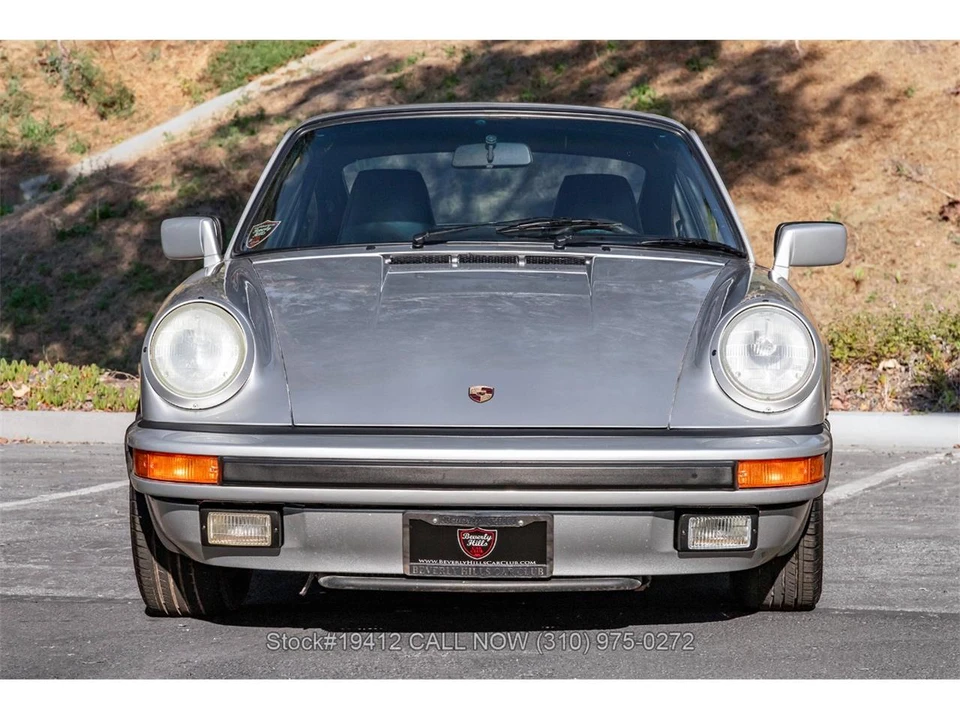1988 Porsche 911 Carrera 3.2 - Image 3 of 31