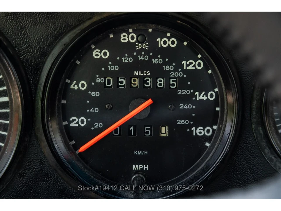 1988 Porsche 911 Carrera 3.2 - Image 24 of 31