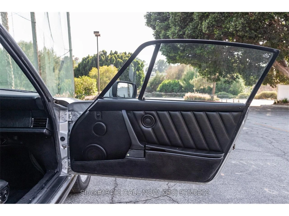 1988 Porsche 911 Carrera 3.2 - Image 28 of 31