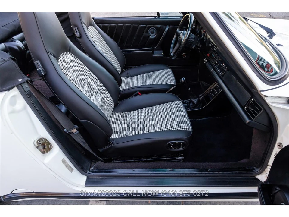 1988 Porsche 911 Carrera 3.2 - Image 30 of 31
