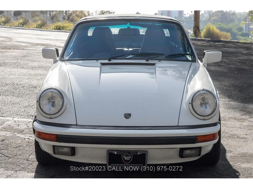 1988 Porsche 911 Carrera 3.2 - Image 11 of 31