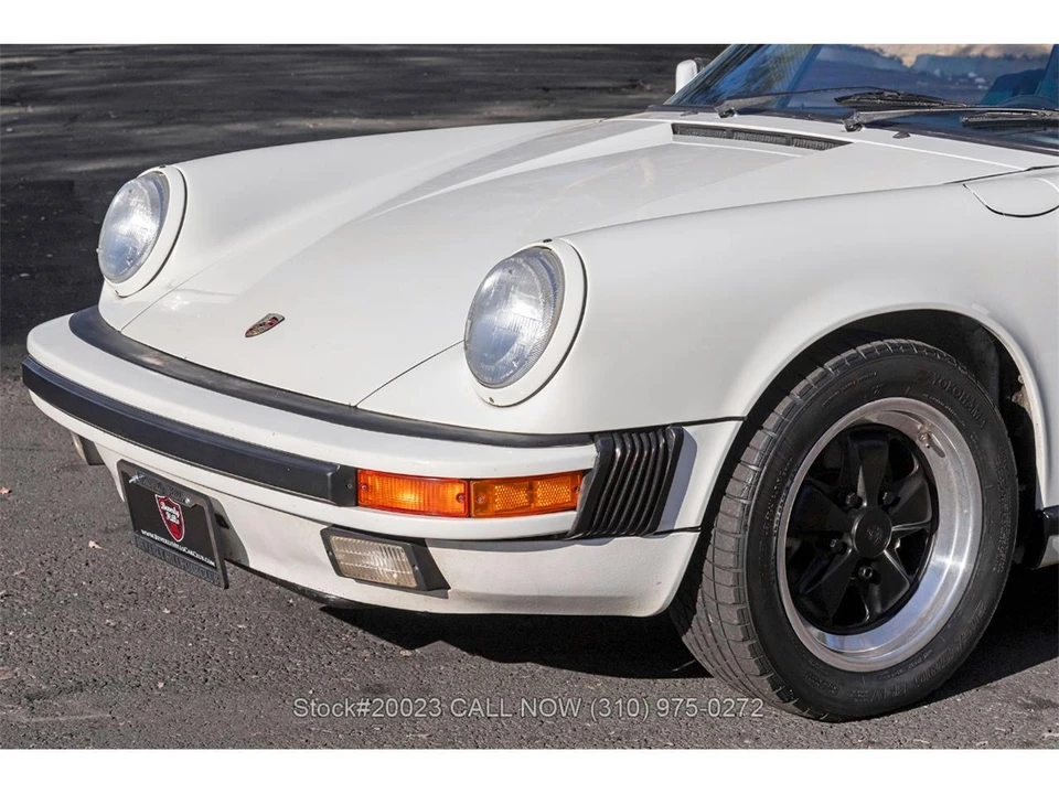 1988 Porsche 911 Carrera 3.2 - Image 9 of 31
