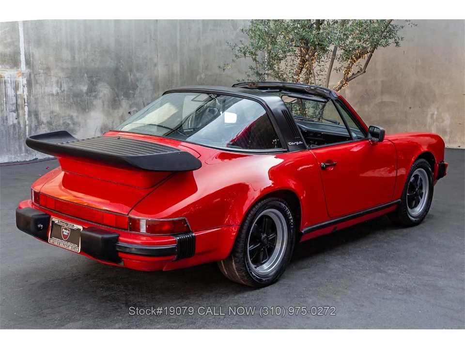 1988 Porsche 911 Carrera 3.2 - Image 4 of 31