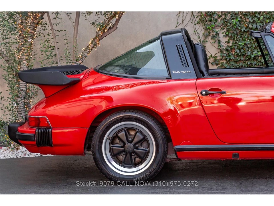 1988 Porsche 911 Carrera 3.2 - Image 15 of 31