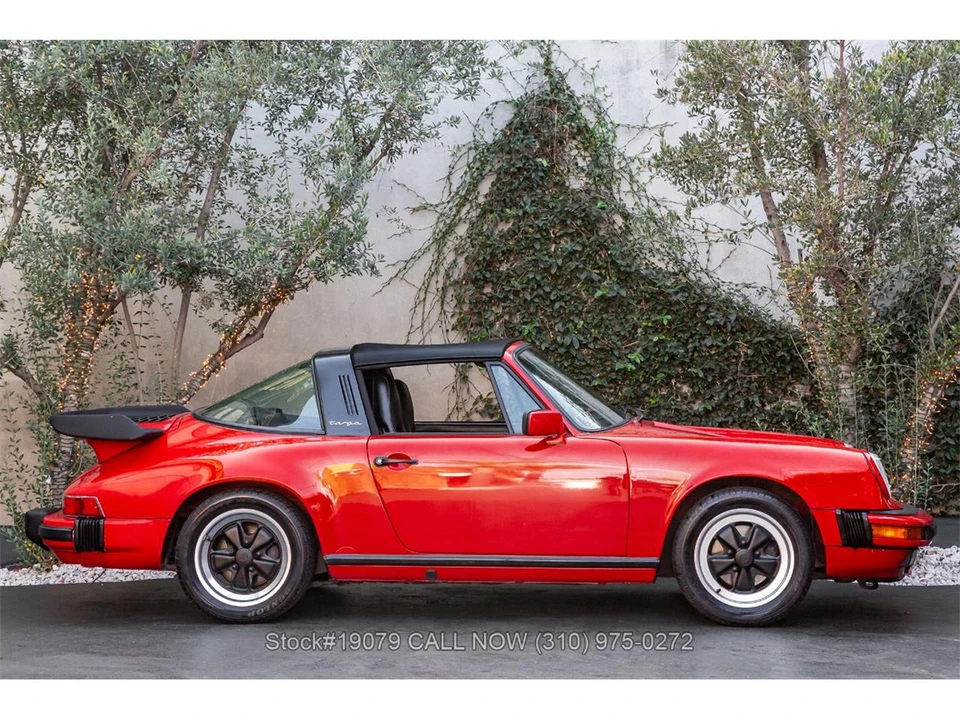 1988 Porsche 911 Carrera 3.2 - Image 9 of 31