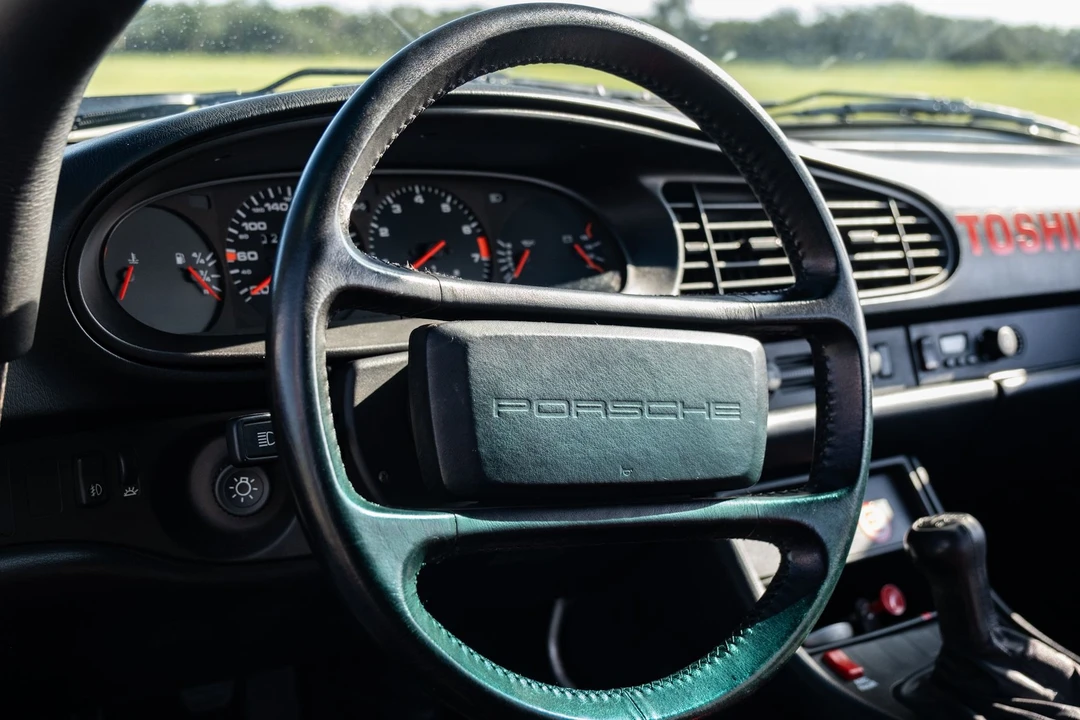 1988 Porsche 944 Turbo - Image 7 of 15