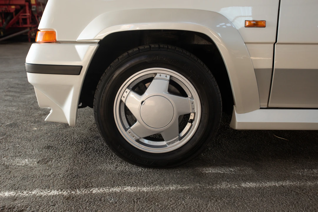 1988 Renault 5 GT Turbo - Image 14 of 31