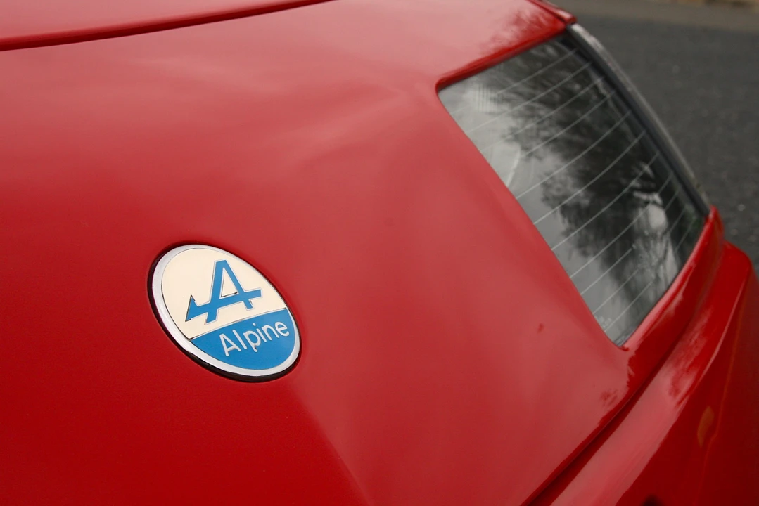 1988 Alpine - Image 29 of 31