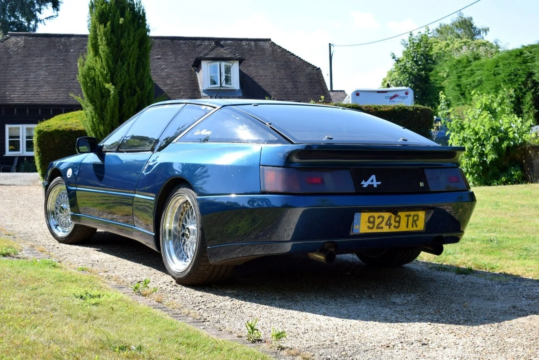 1988 Renault - Image 10 of 30