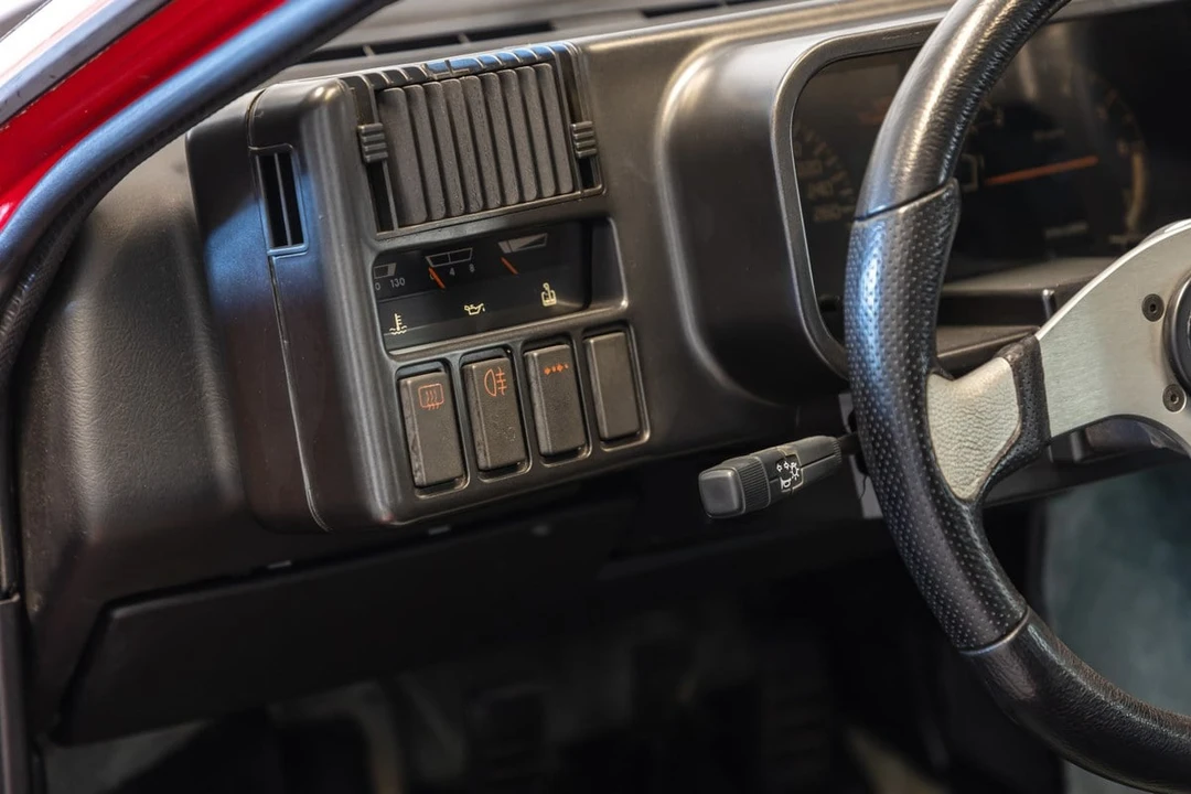 1988 Renault - Image 17 of 30