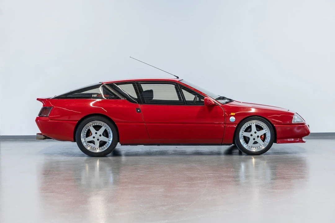 1988 Renault - Image 5 of 30