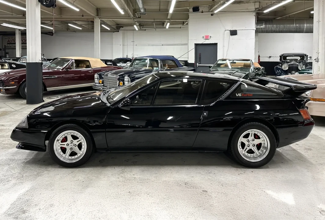 1988 Renault - Image 10 of 31