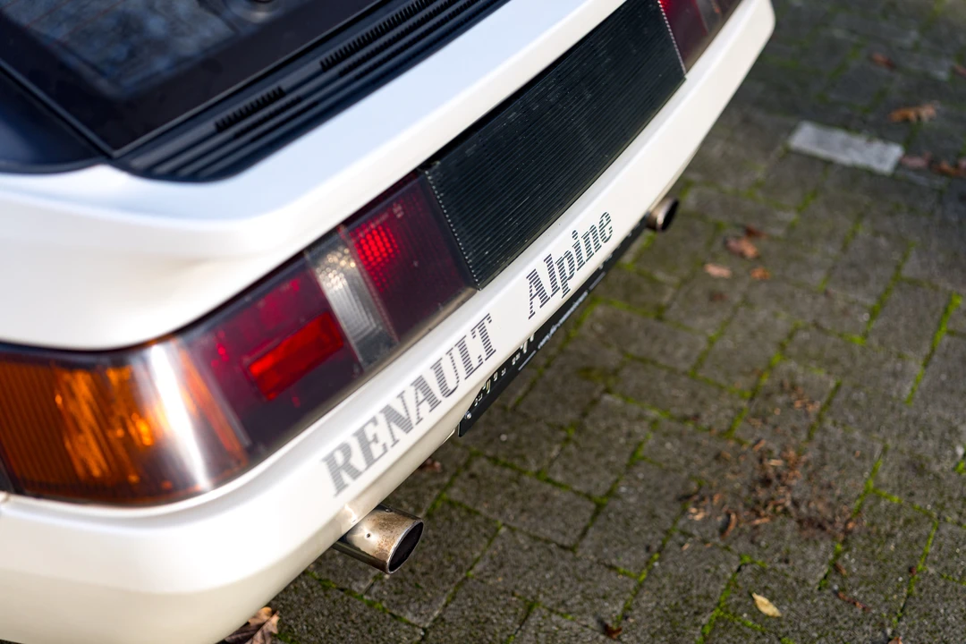 1988 Renault 5 GT Turbo - Image 28 of 31