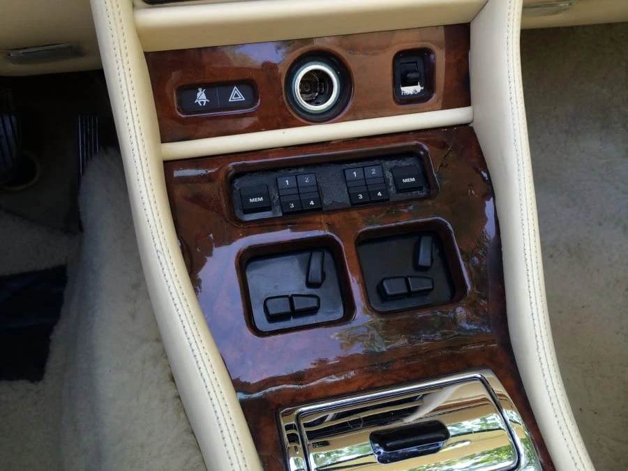 1988 Rolls-Royce Corniche Series II - Image 7 of 12