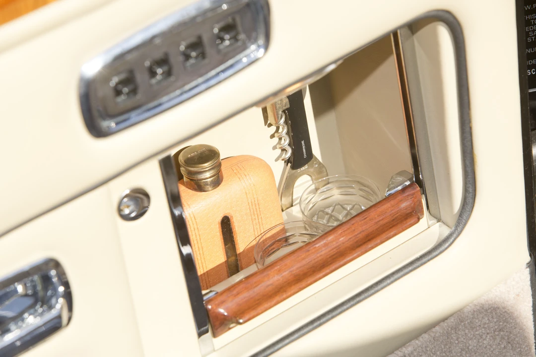 1988 Rolls-Royce Corniche Series II - Image 18 of 31