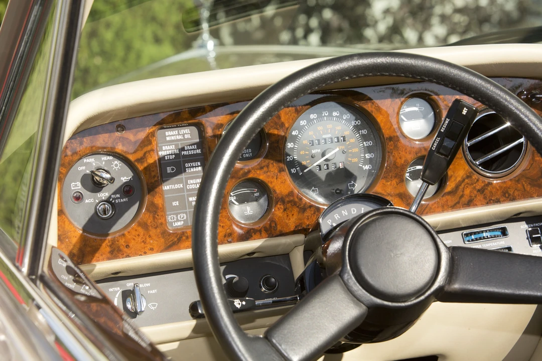 1988 Rolls-Royce Corniche Series II - Image 24 of 31