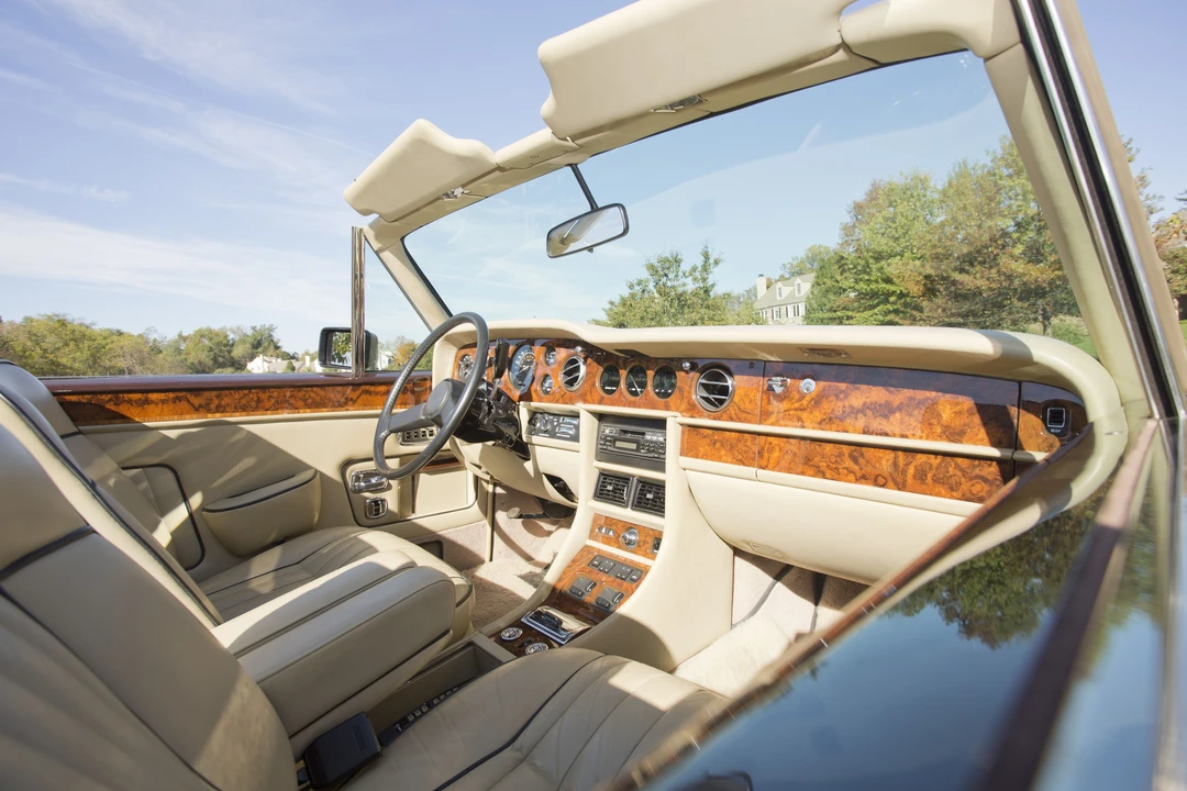 1988 Rolls-Royce Corniche Series II - Image 30 of 31