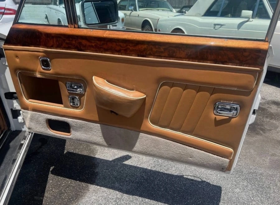 1988 Rolls-Royce Corniche Series II - Image 15 of 16