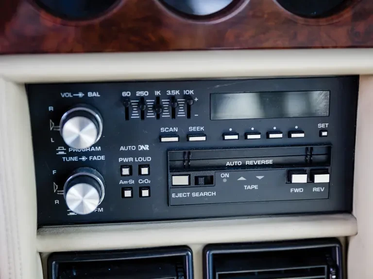 1988 Rolls-Royce Corniche Series II - Image 14 of 31