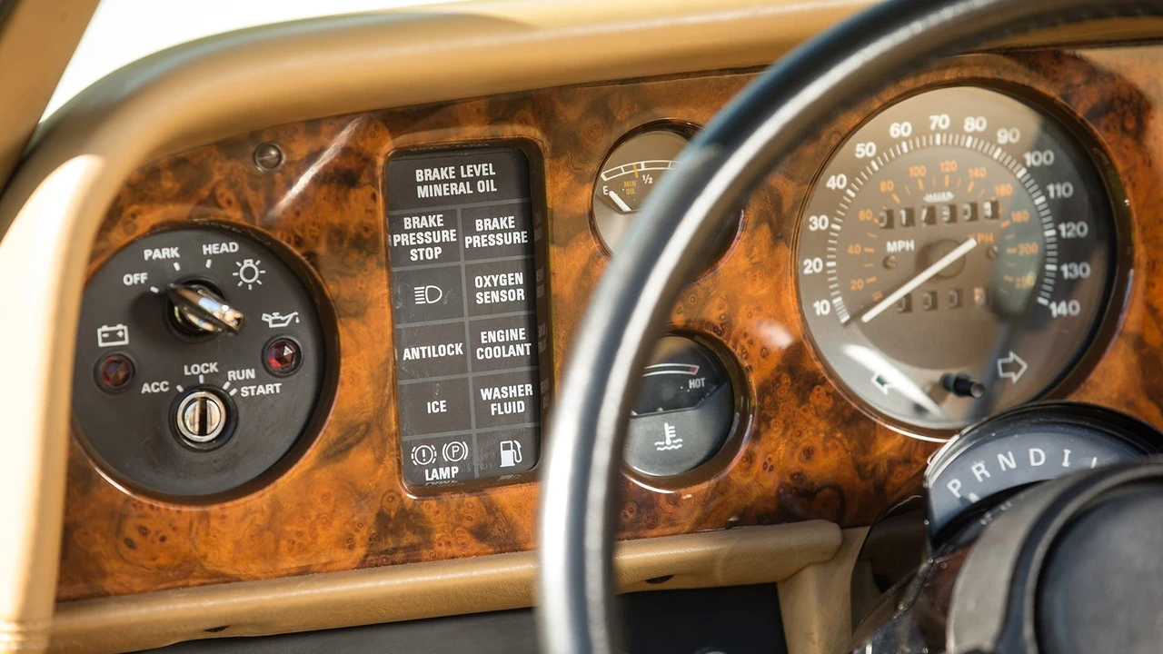 1988 Rolls-Royce Corniche Series II - Image 26 of 31