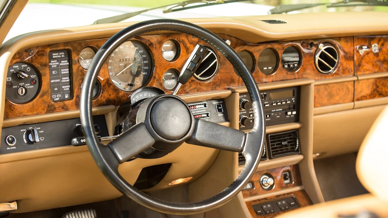 1988 Rolls-Royce Corniche Series II - Image 24 of 31