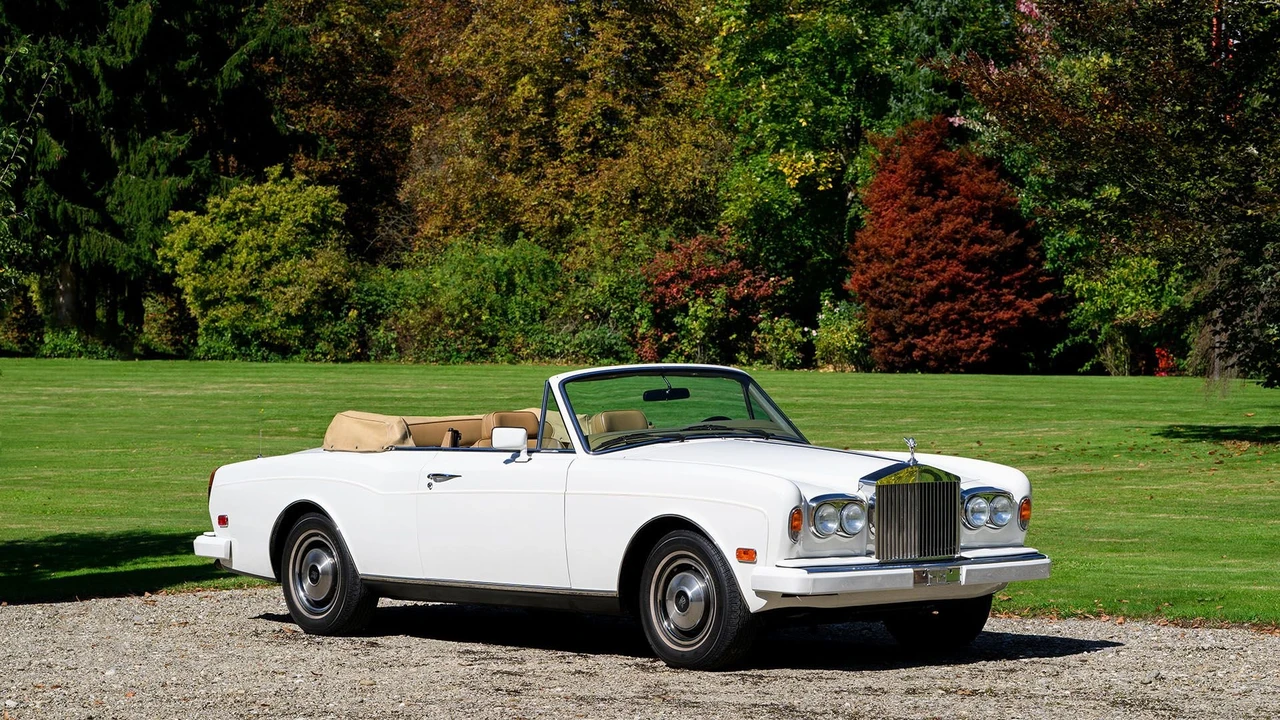 1988 Rolls-Royce Corniche Series II - Image 8 of 31