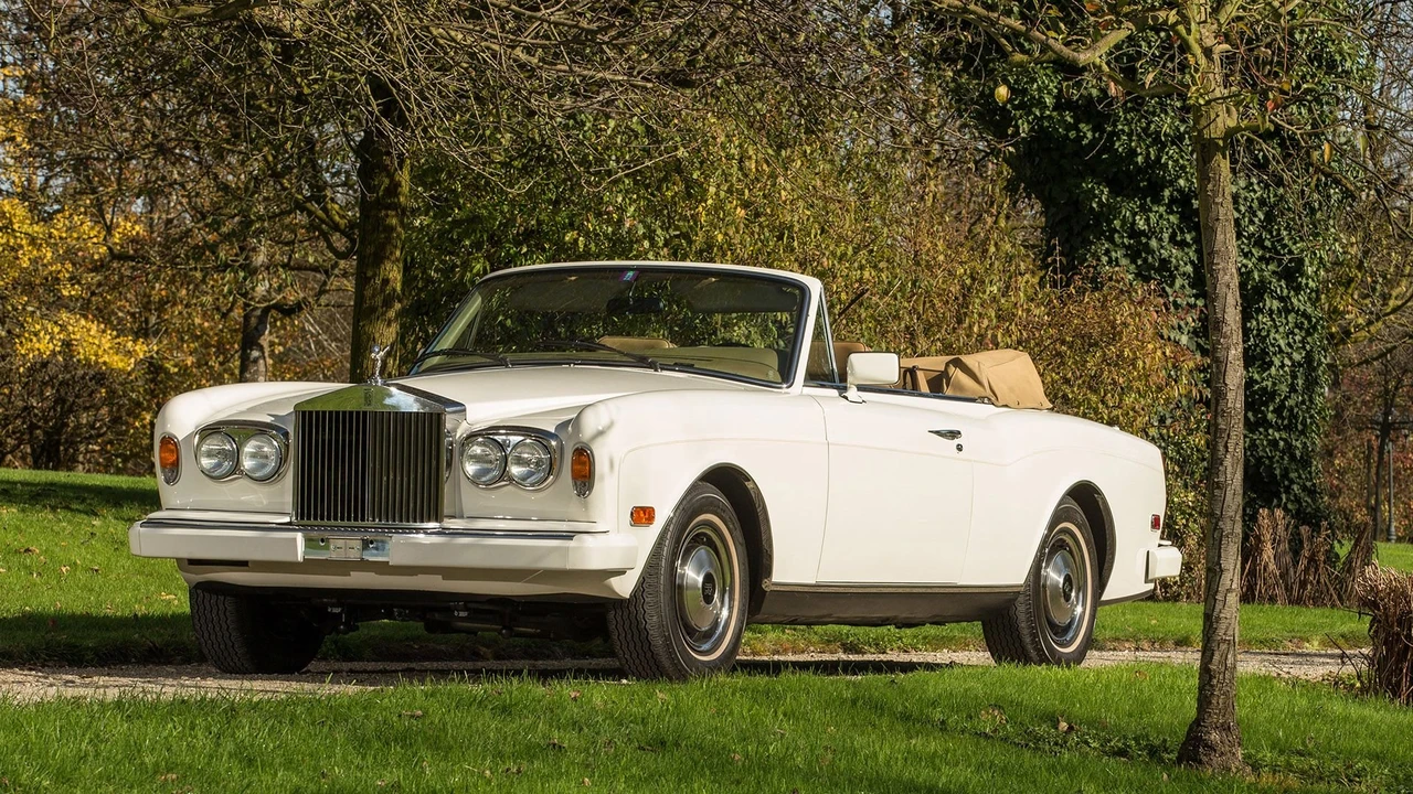 1988 Rolls-Royce Corniche Series II - Image 17 of 31