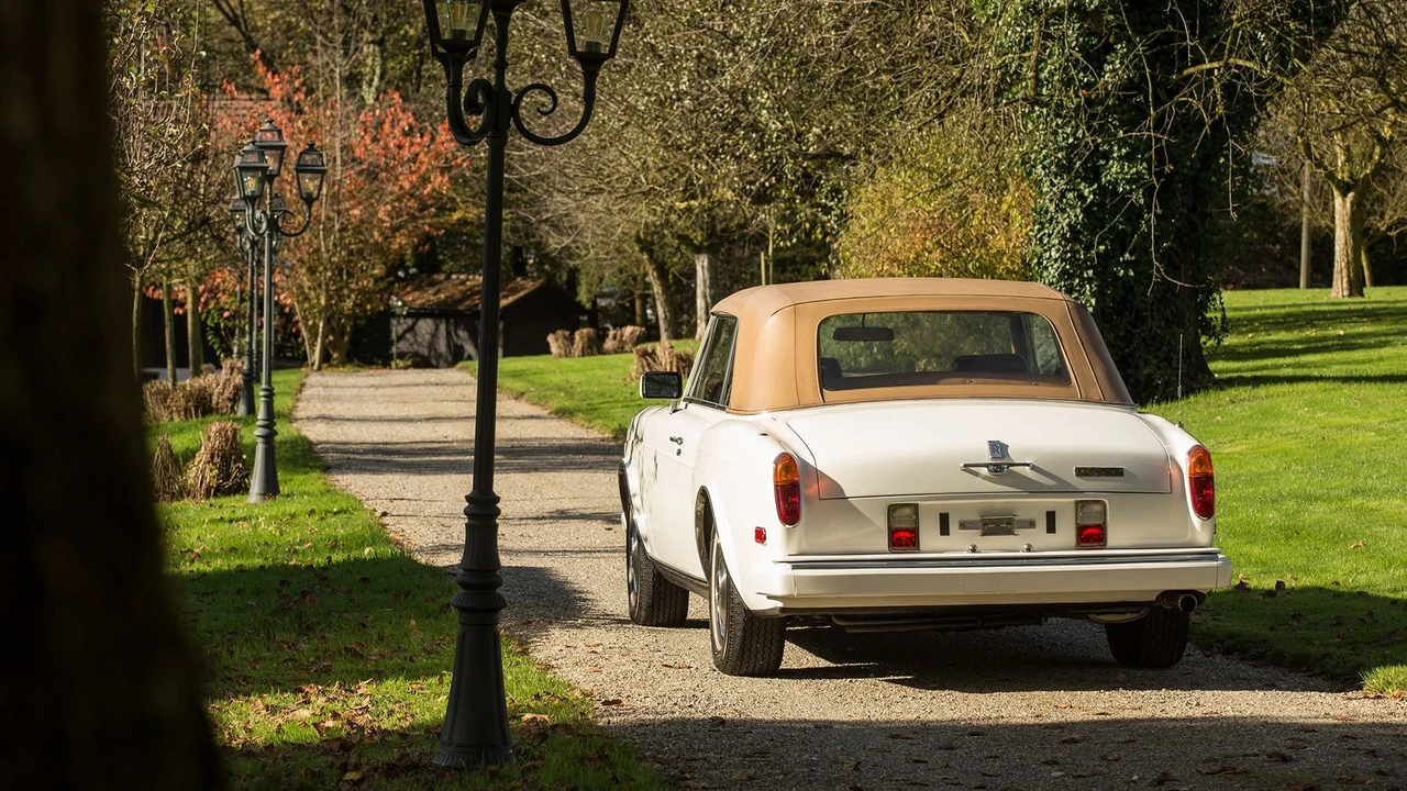 1988 Rolls-Royce Corniche Series II - Image 19 of 31