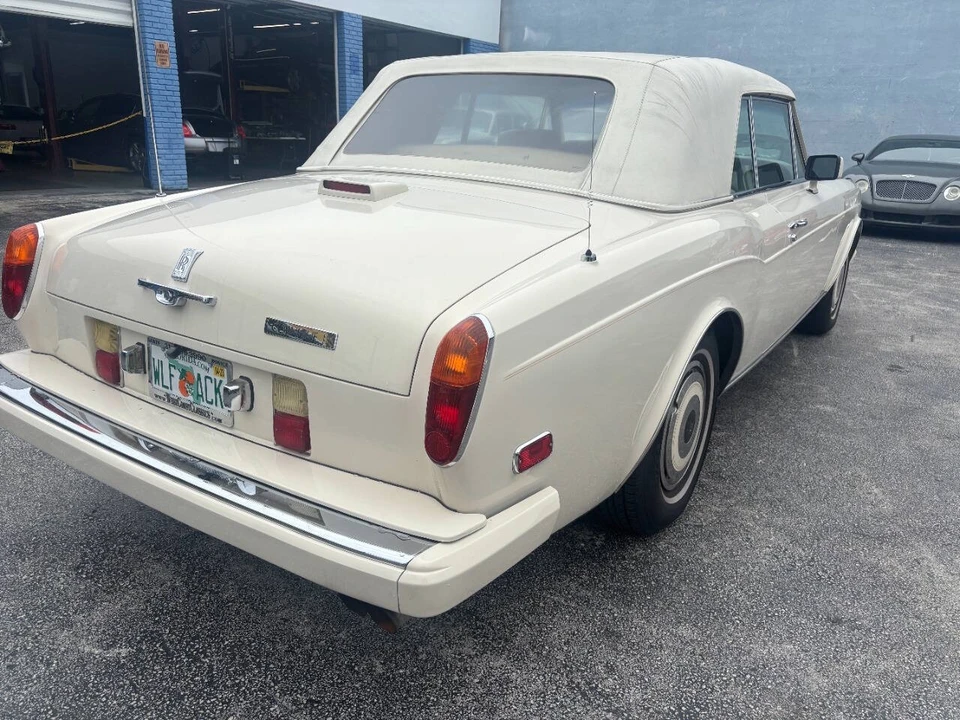 1988 Rolls-Royce Corniche - Image 4 of 20