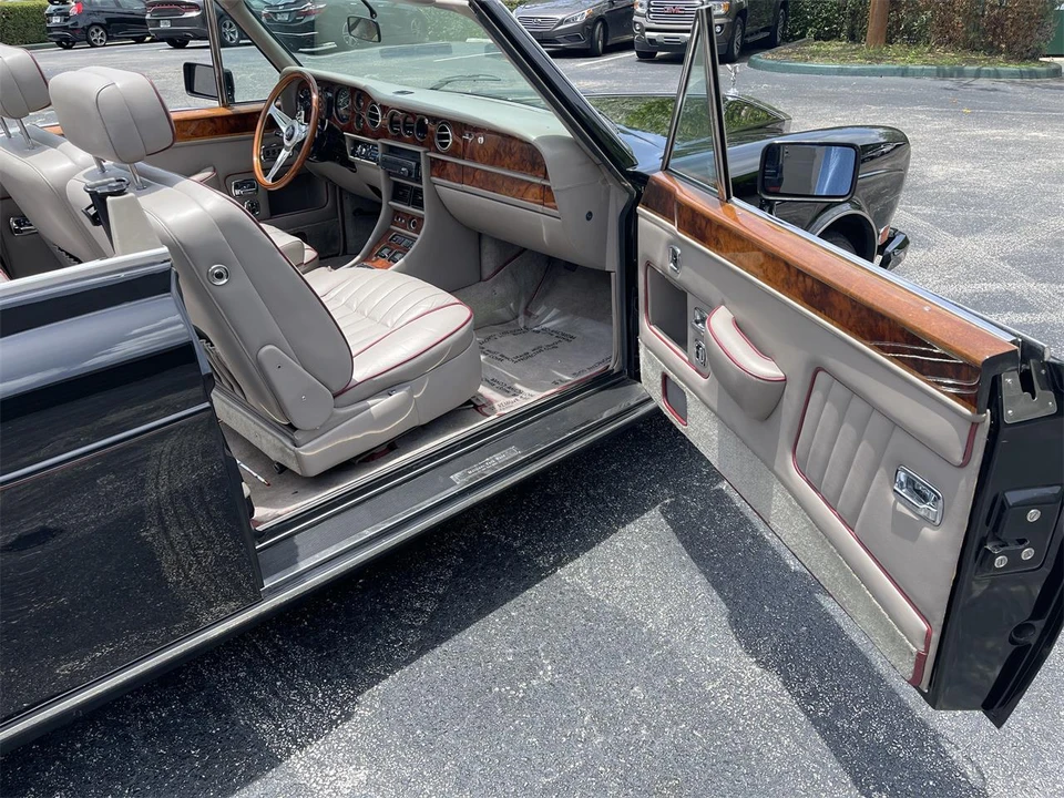 1988 Rolls-Royce Corniche Series II - Image 18 of 31