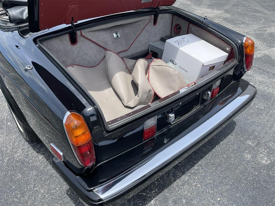 1988 Rolls-Royce Corniche Series II - Image 30 of 31