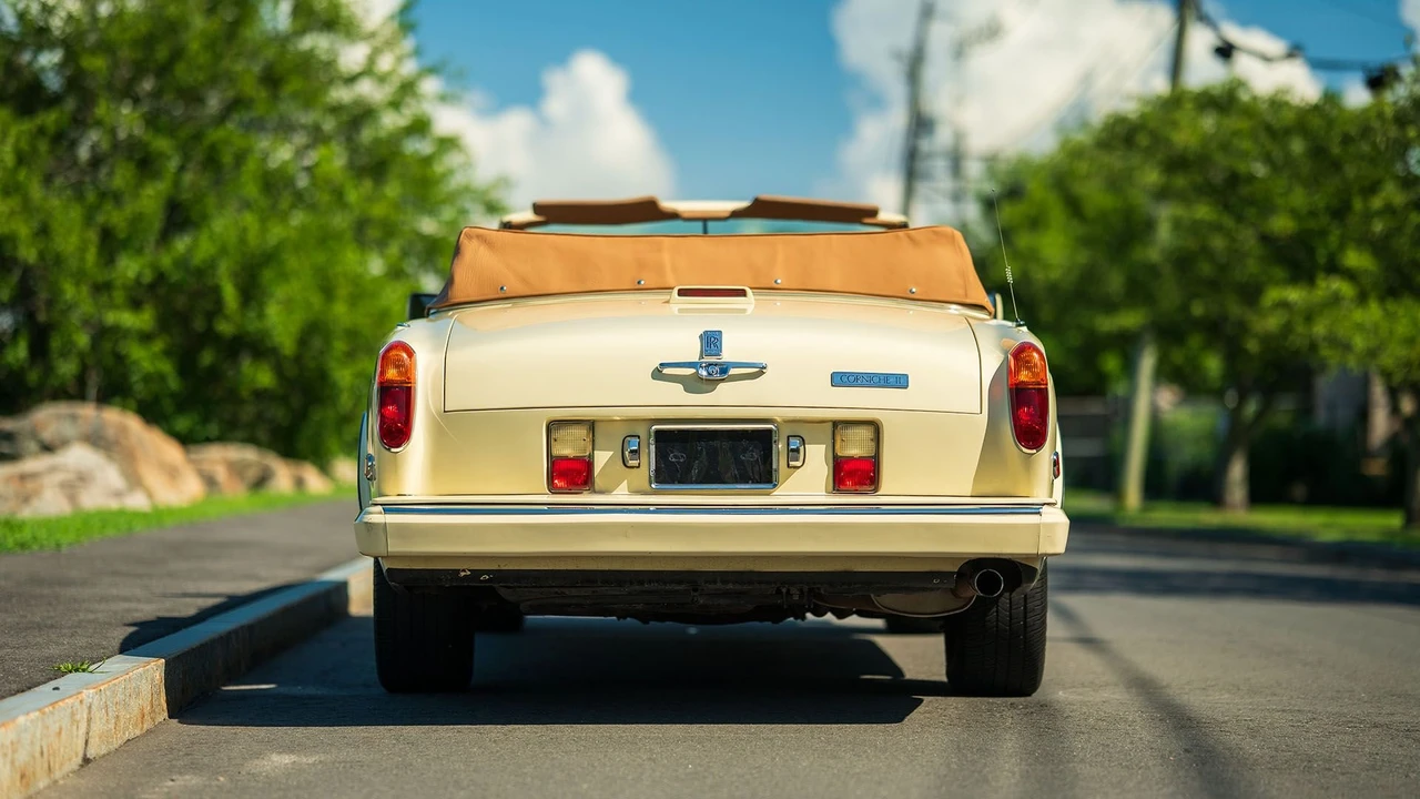 1988 Rolls-Royce Corniche Series II - Image 3 of 31