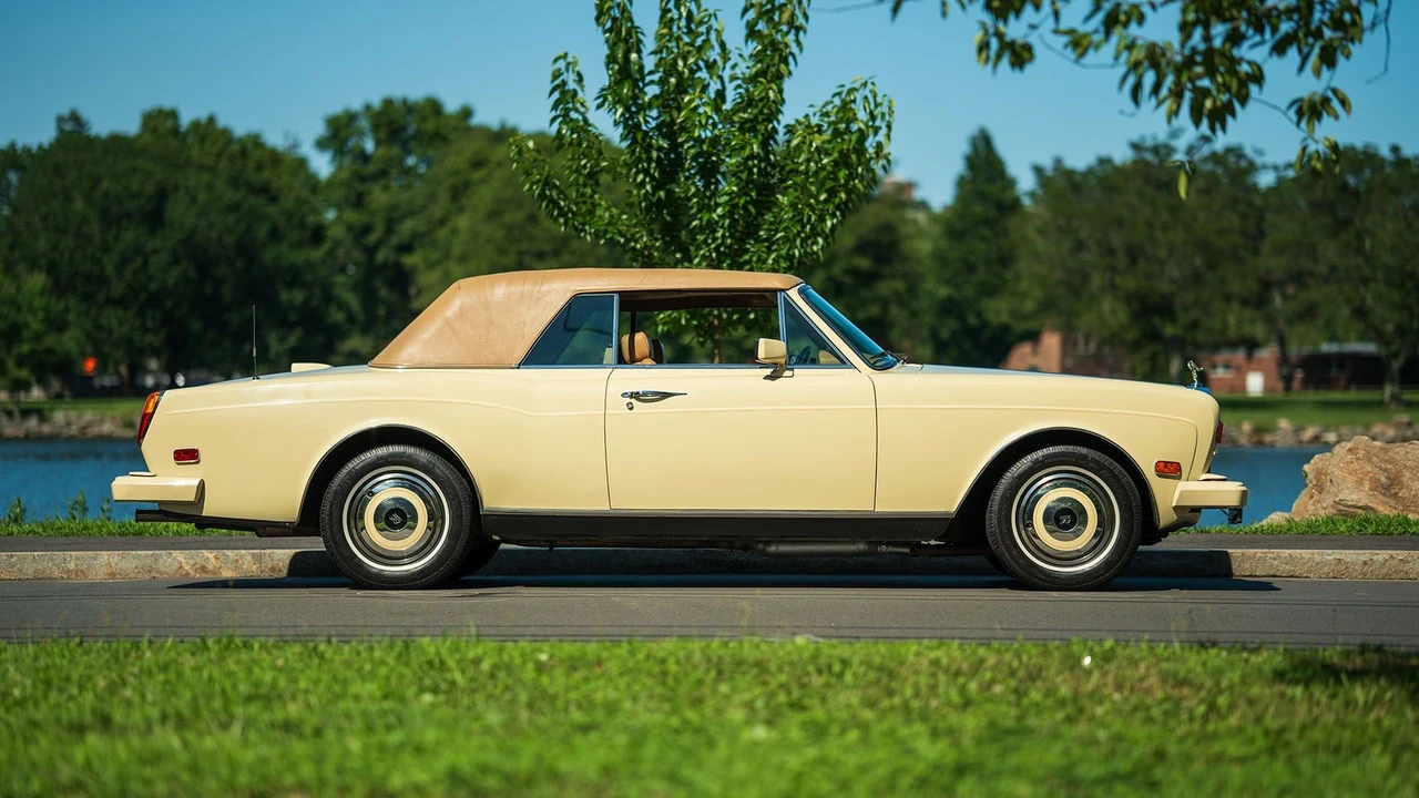 1988 Rolls-Royce Corniche Series II - Image 22 of 31