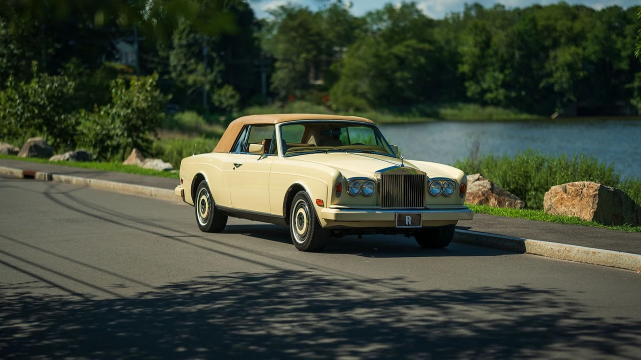 1988 Rolls-Royce Corniche Series II - Image 15 of 31